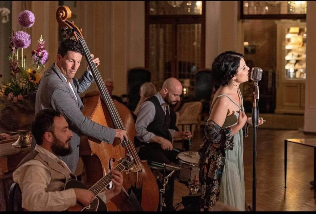 Pepper and The Jellies – I live della Palazzina